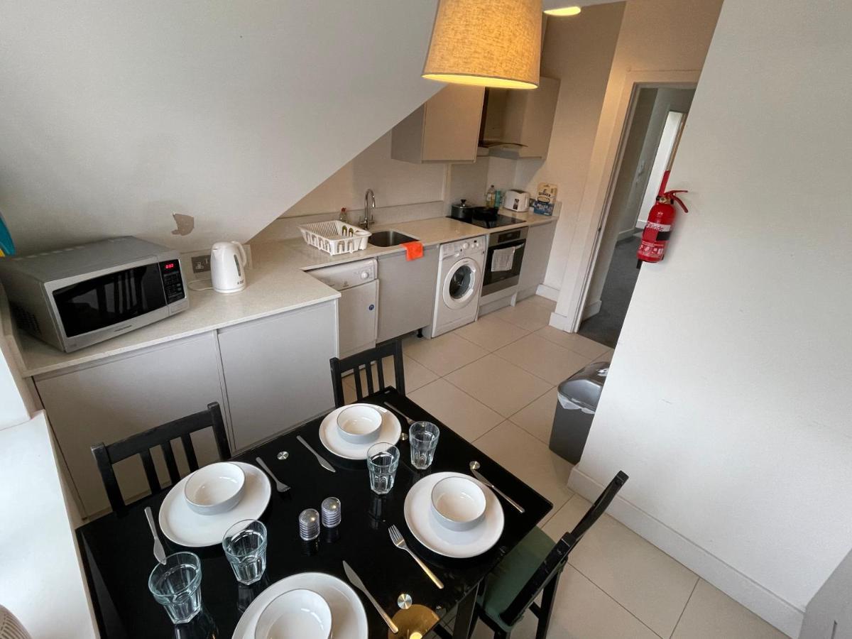2 Bedroom 2 Bathroom Apartment 8 Including Free Parking Bromley Esterno foto
