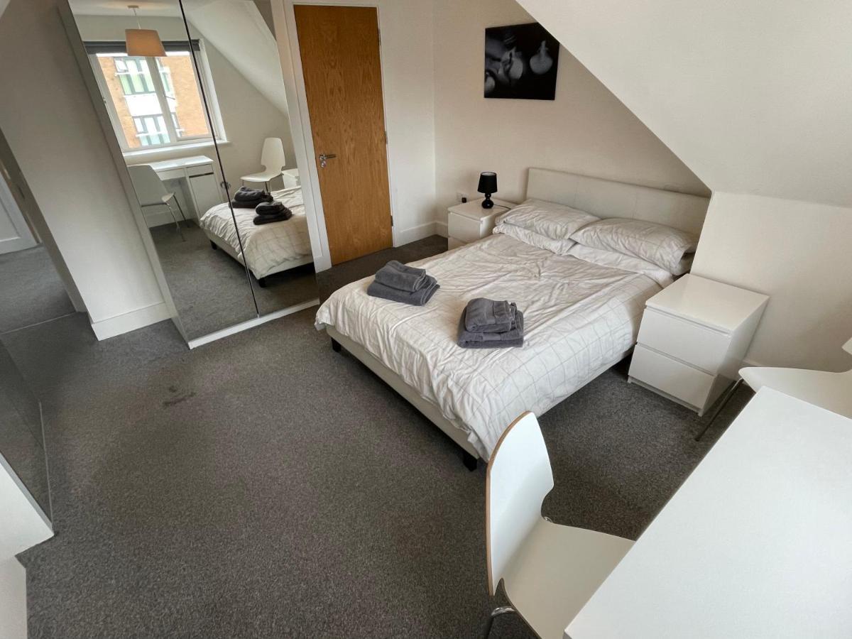 2 Bedroom 2 Bathroom Apartment 8 Including Free Parking Bromley Esterno foto